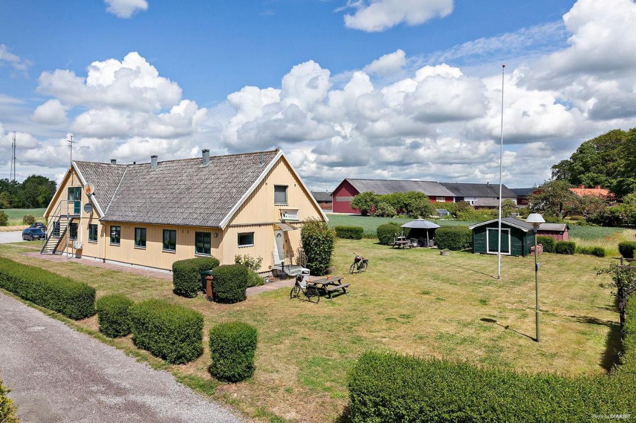 Vellinge Bruksparkens Hostel מראה חיצוני תמונה