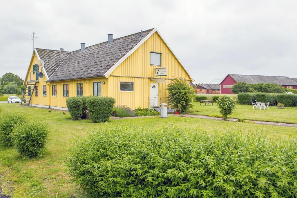 Vellinge Bruksparkens Hostel מראה חיצוני תמונה